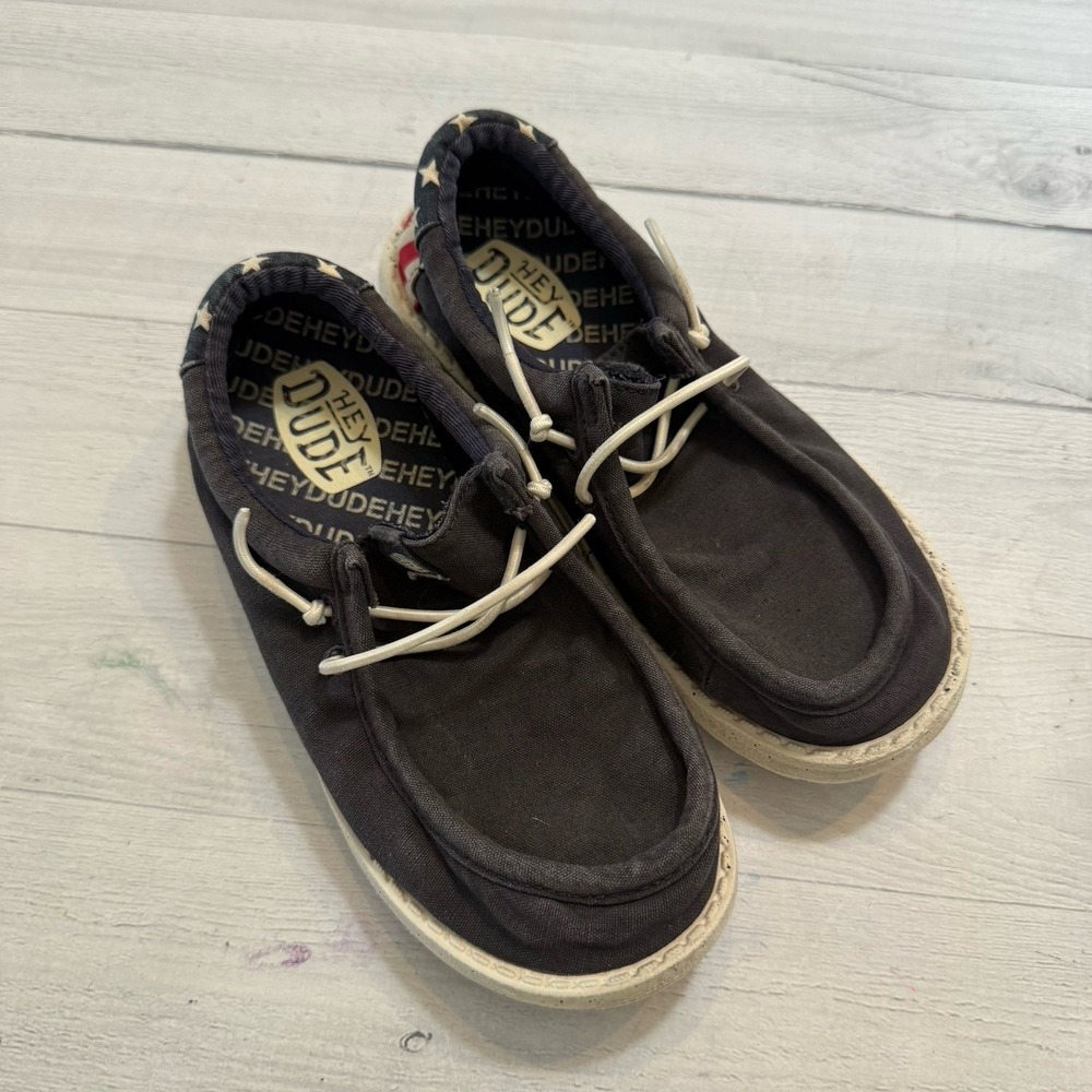 Hey Dude youth Wally Americana slip‎ on shoe kids size 1